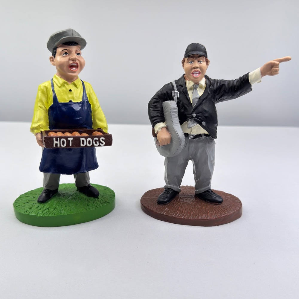 Hartland Collectibles Baseball Umpire and Hot Dog Vendor Figurine Set 2005 2006